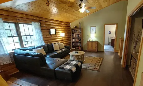 7228 Vt 131 Weathersfield VT 05151