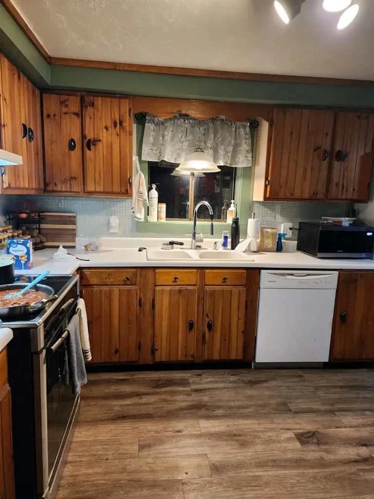 184 Rebecca Lane Conway NH 03813