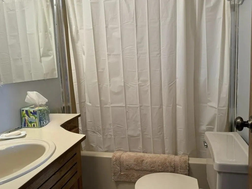 22 Empire Circle South Hero VT 05486