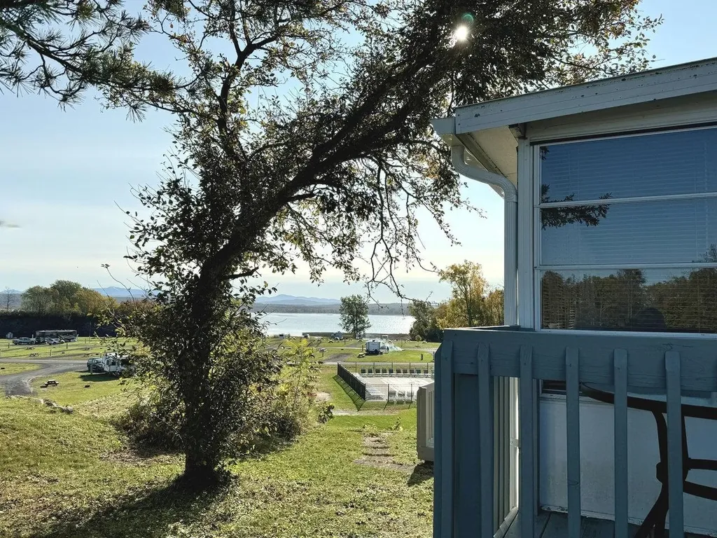 22 Empire Circle South Hero VT 05486