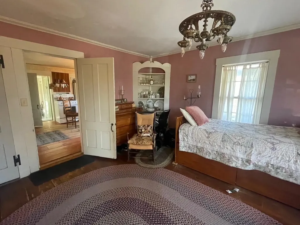 668 Urquhart Road Newbury VT 05058