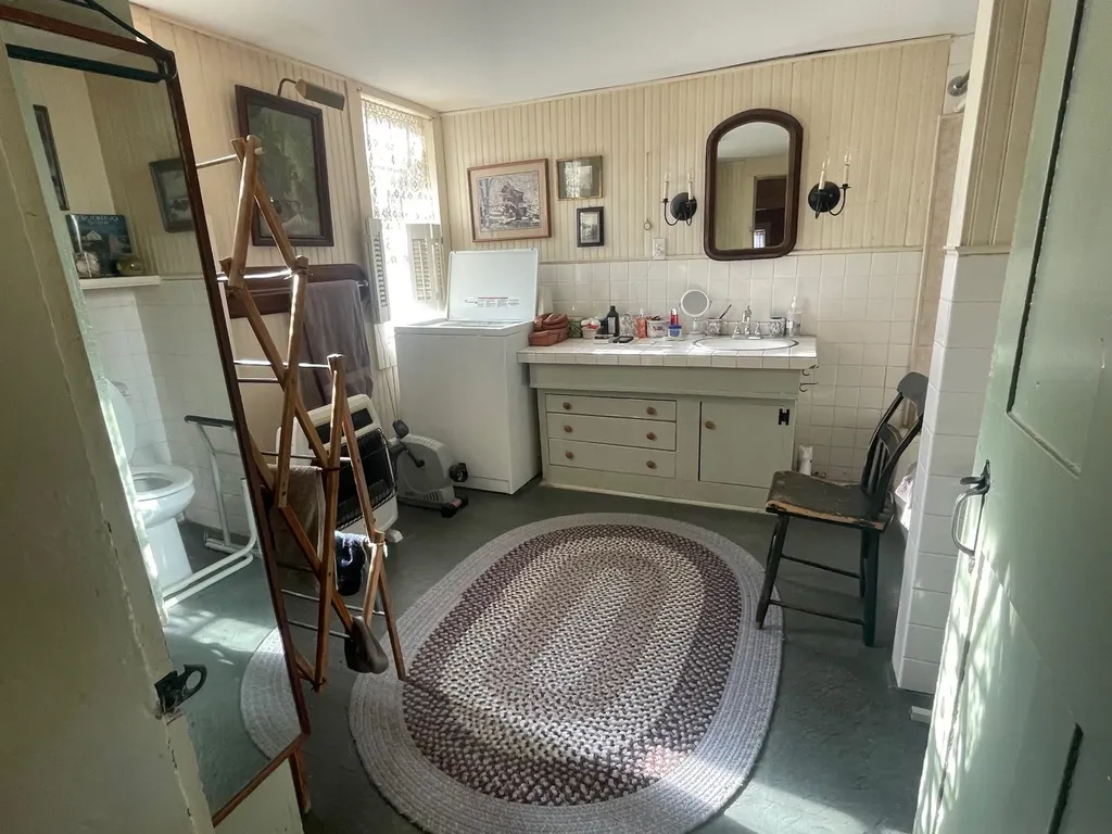 668 Urquhart Road Newbury VT 05058