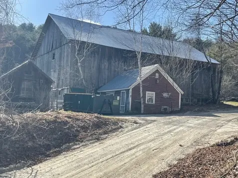 668 Urquhart Road Newbury VT 05058