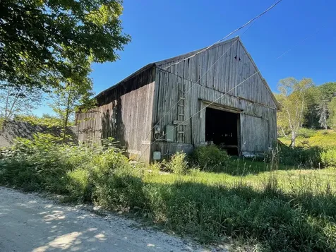 668 Urquhart Road Newbury VT 05058