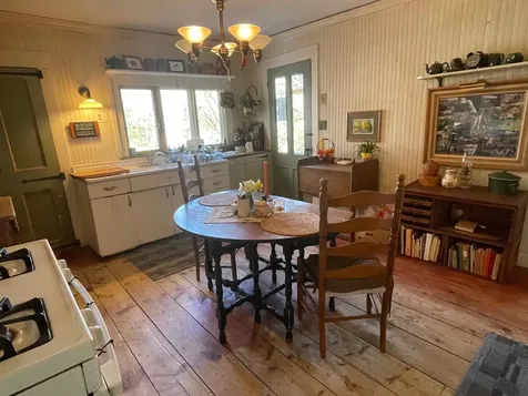 668 Urquhart Road Newbury VT 05058