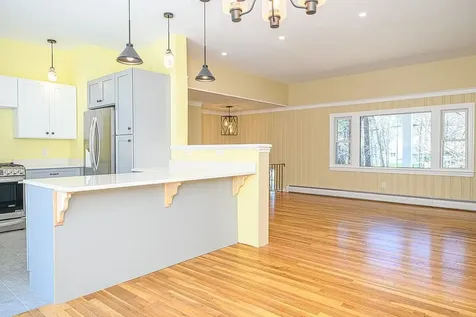 24 Hampton Falls Road Exeter NH 03833