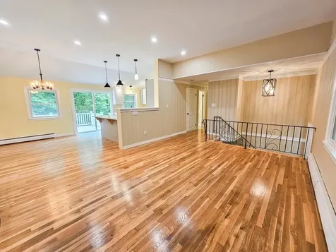 24 Hampton Falls Road Exeter NH 03833