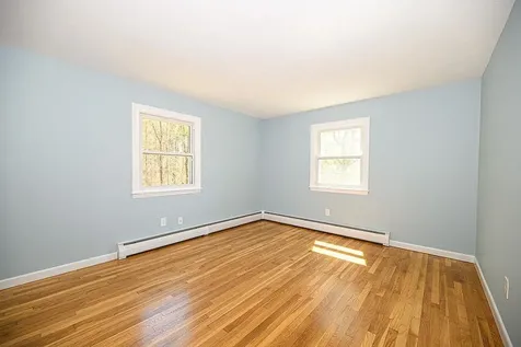 24 Hampton Falls Road Exeter NH 03833