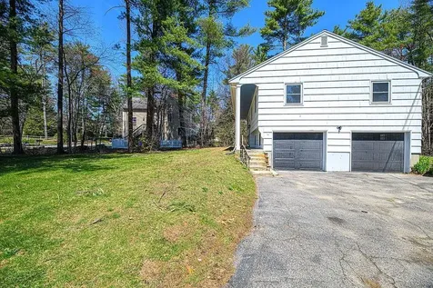 24 Hampton Falls Road Exeter NH 03833