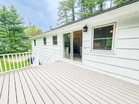 24 Hampton Falls Road Exeter NH 03833