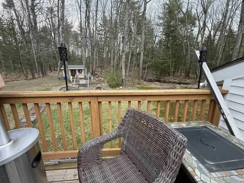 19 Bennington Circle Goffstown NH 03045