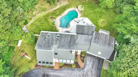 59 Edinburgh Drive Bedford NH 03110