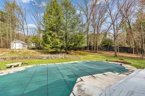 59 Edinburgh Drive Bedford NH 03110