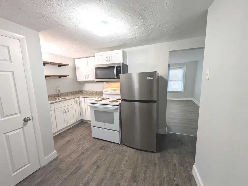 3 S Shore Road Salem NH 03079