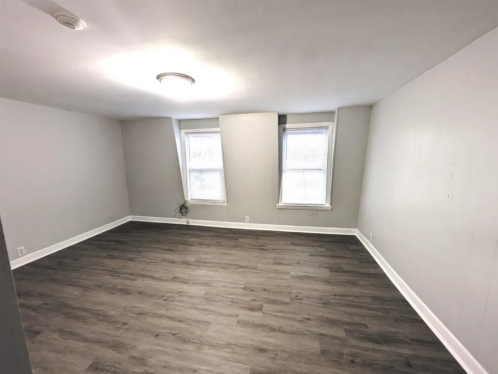 3 S Shore Road Salem NH 03079