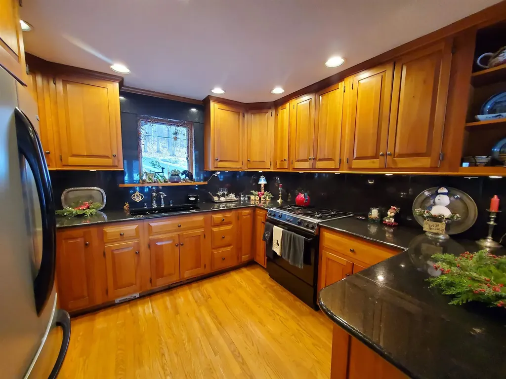 62 Hawley Drive Enfield NH 03748