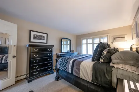 383 Old Quechee Road Hartford VT 05059