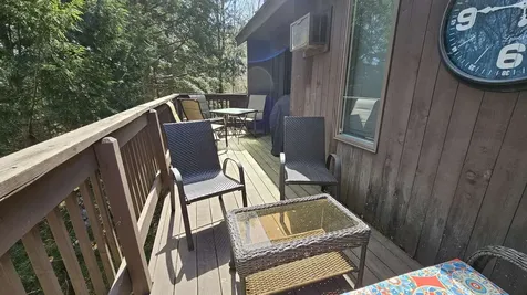 383 Old Quechee Road Hartford VT 05059