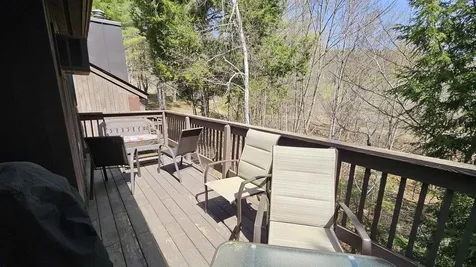 383 Old Quechee Road Hartford VT 05059