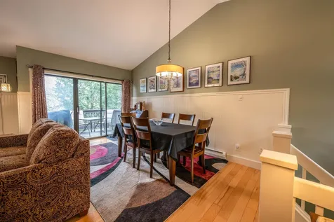 383 Old Quechee Road Hartford VT 05059