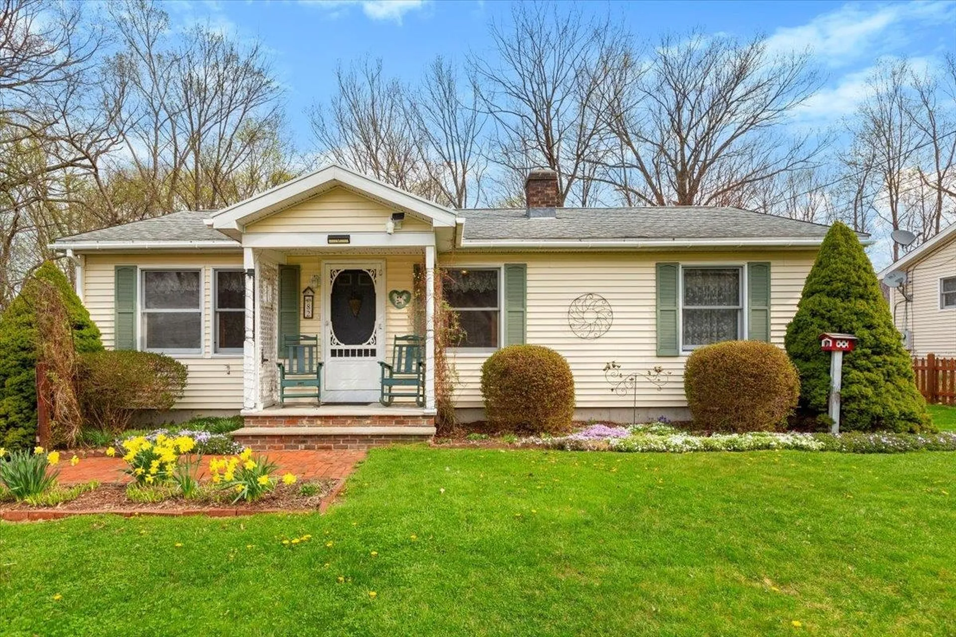 82 Oakes Street Bennington VT 05201