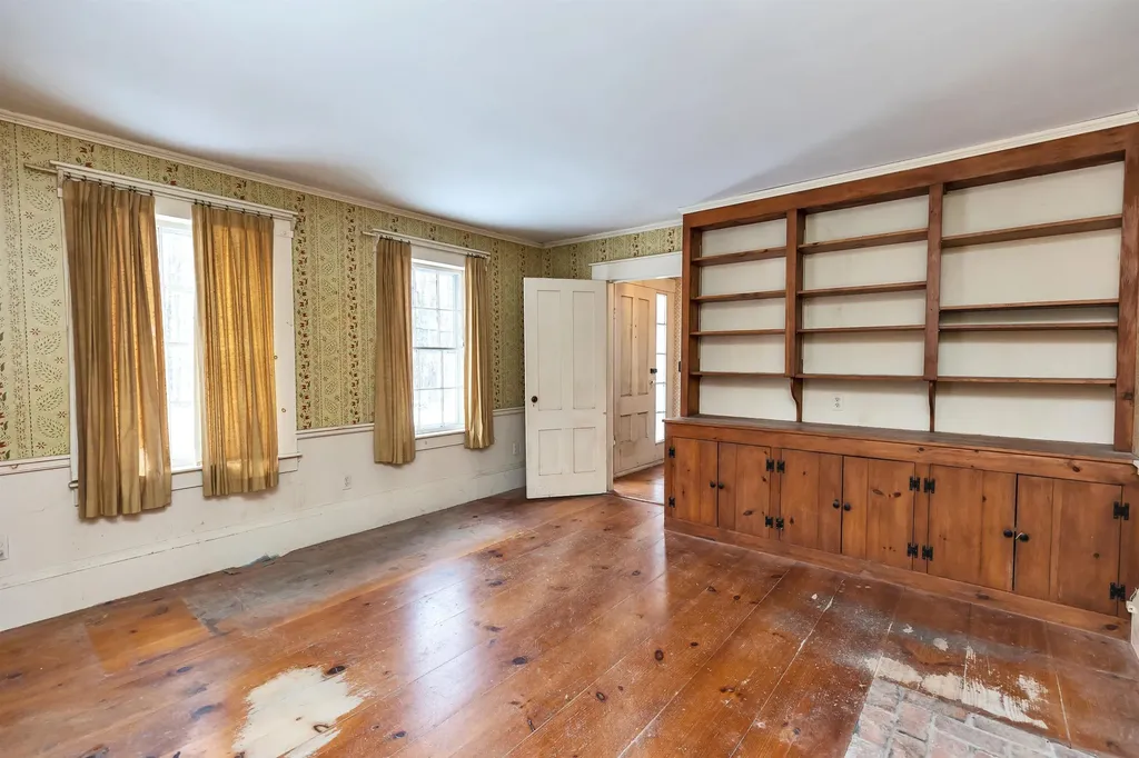 80 Second Nh Turnpike South Francestown NH 03043