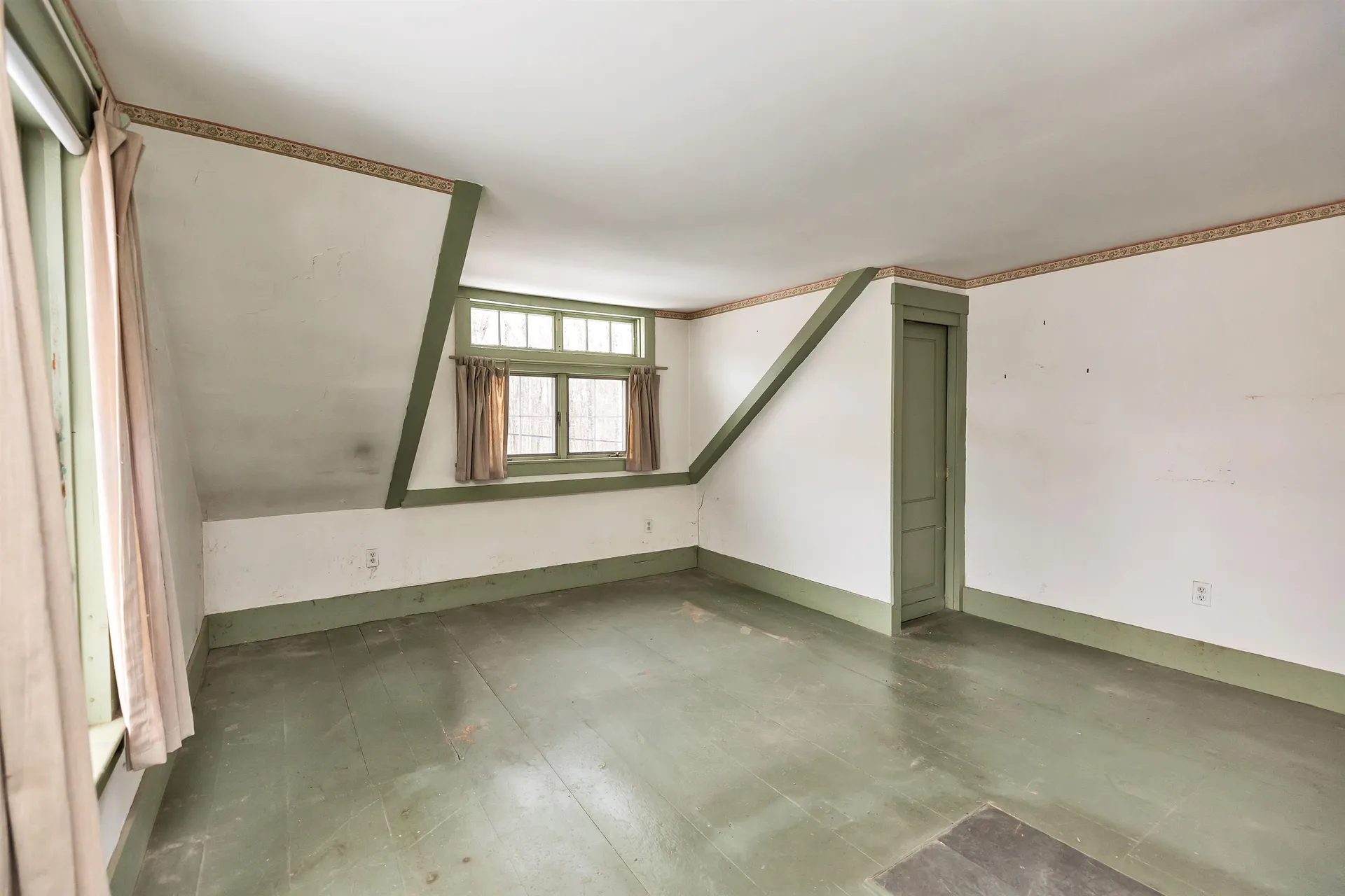 80 Second Nh Turnpike South Francestown NH 03043