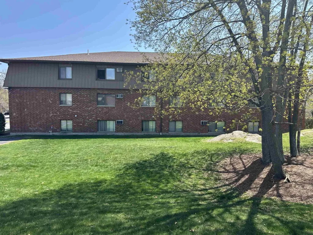 45 Log Street Manchester NH 03102