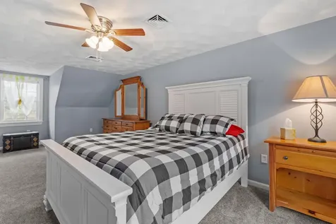 26 Federal Street Belmont NH 03220