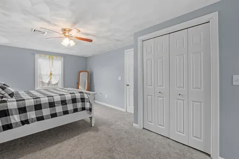 26 Federal Street Belmont NH 03220