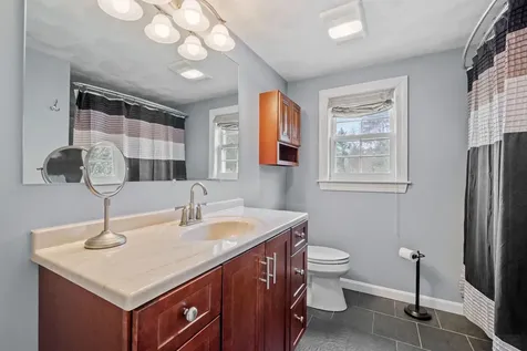 26 Federal Street Belmont NH 03220