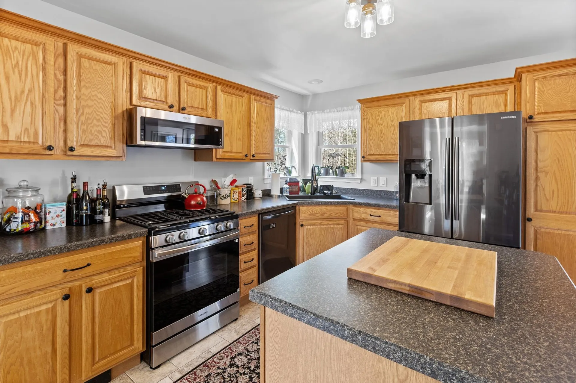 89 Ammonoosuc Avenue Bath NH 03740