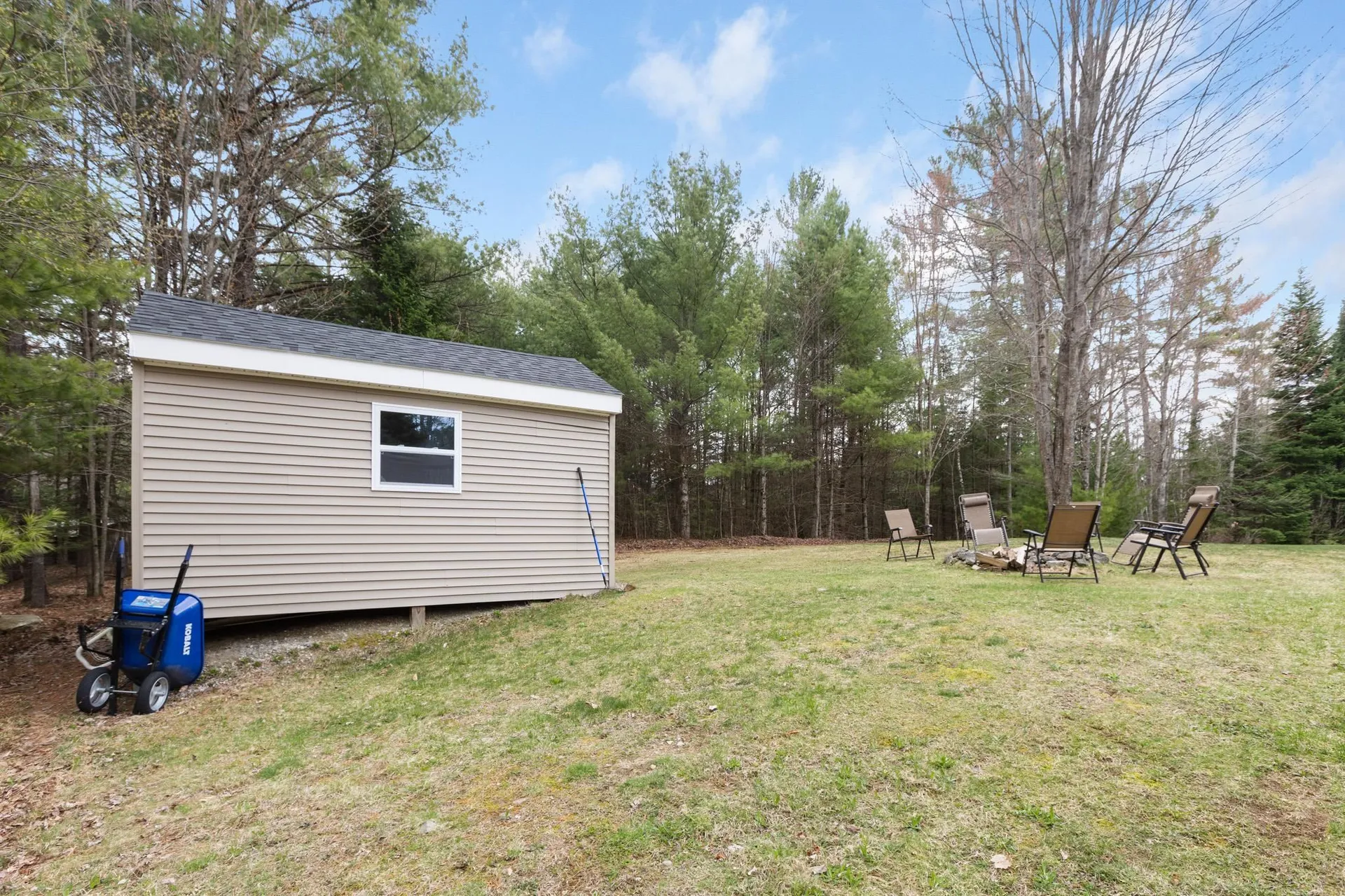 89 Ammonoosuc Avenue Bath NH 03740