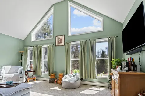 89 Ammonoosuc Avenue Bath NH 03740