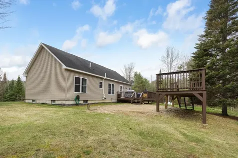 89 Ammonoosuc Avenue Bath NH 03740