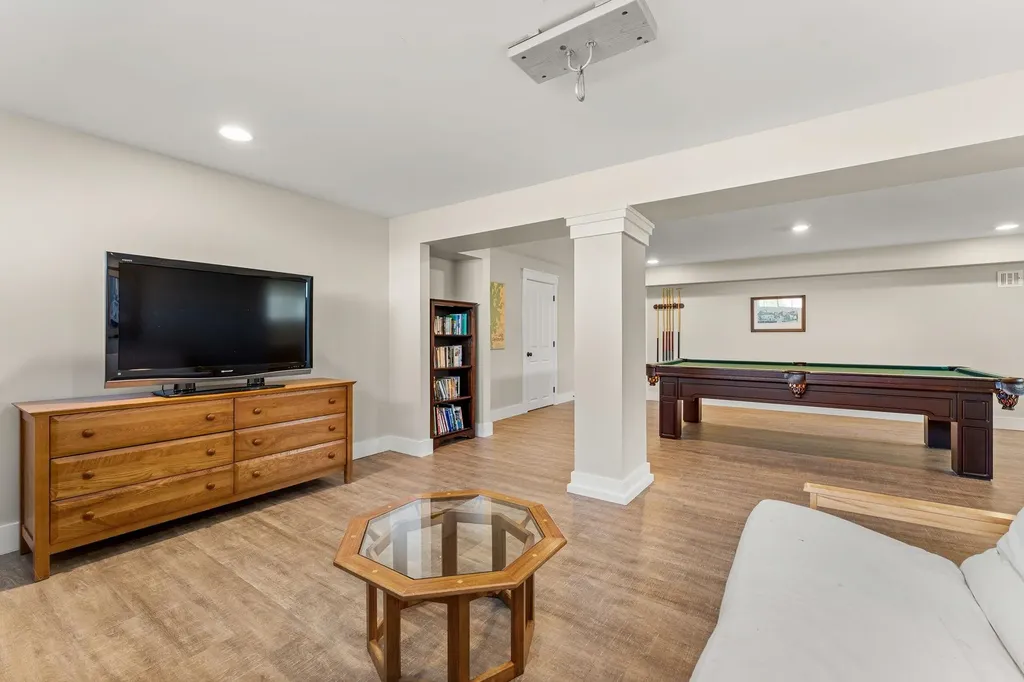 250 Palmer Lane Charlotte VT 05445