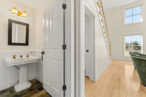 250 Palmer Lane Charlotte VT 05445