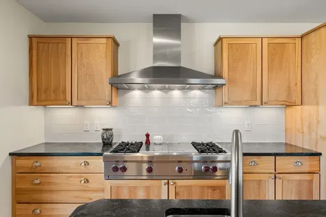 250 Palmer Lane Charlotte VT 05445