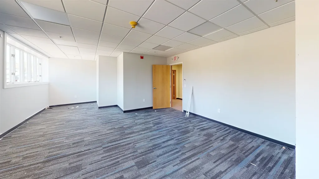 198 Londonderry Turnpike Hooksett NH 03106