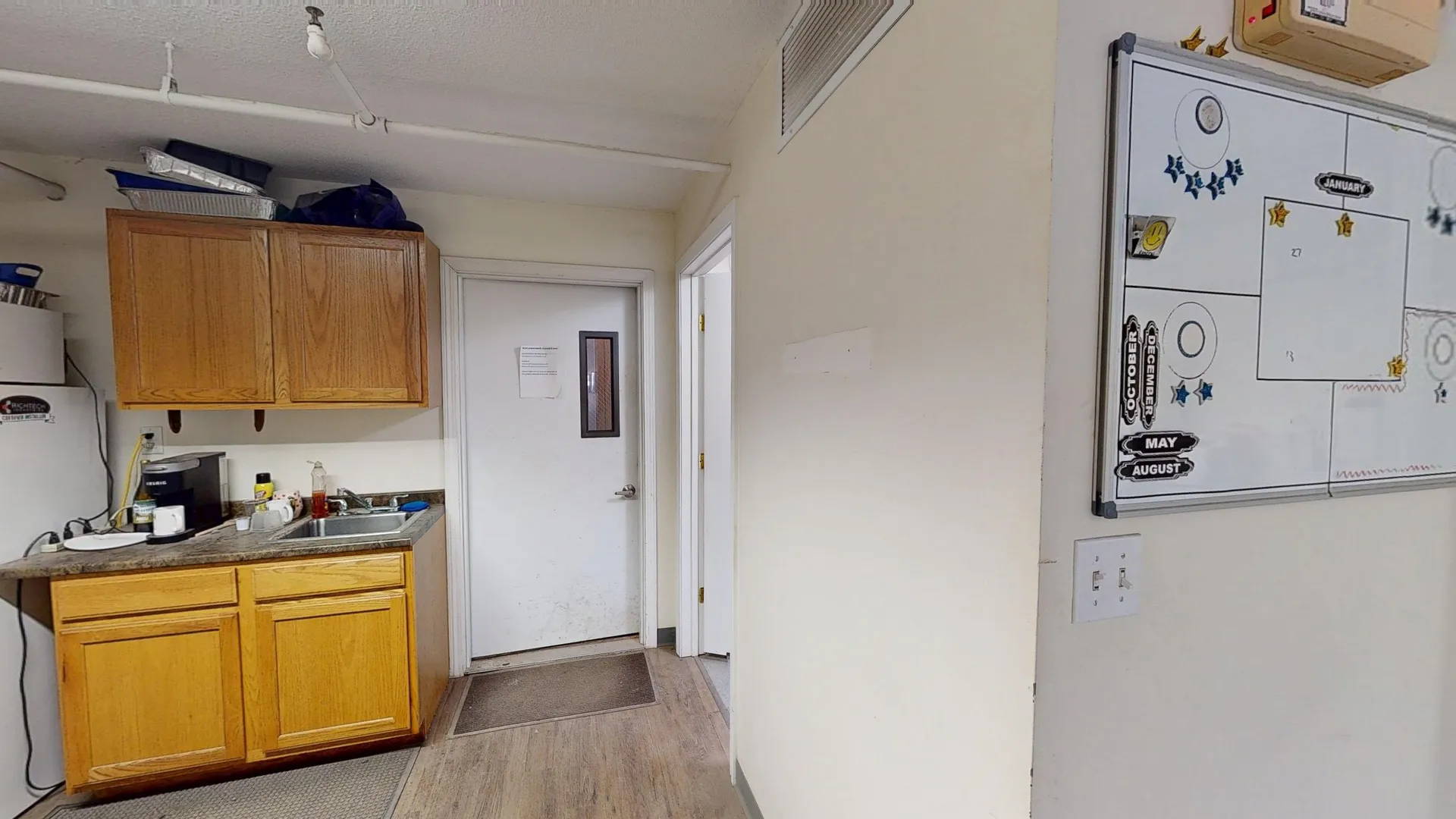 198 Londonderry Turnpike Hooksett NH 03106