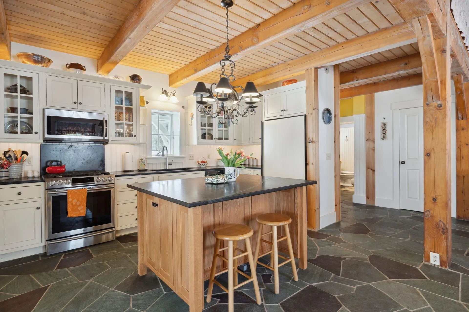 118 Gills Road Barnard VT 05031