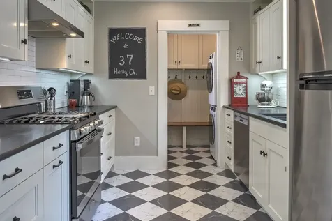 37 Hardy Court Keene NH 03431