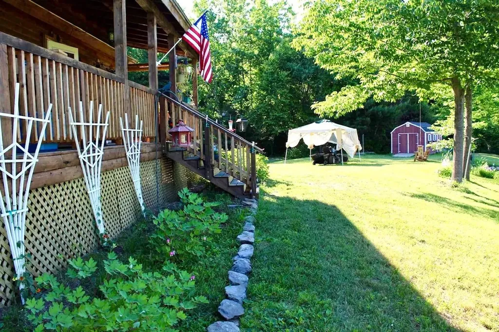 63 Winter Bell Drive Dummerston VT 05346