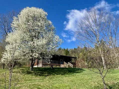 63 Winter Bell Drive Dummerston VT 05346