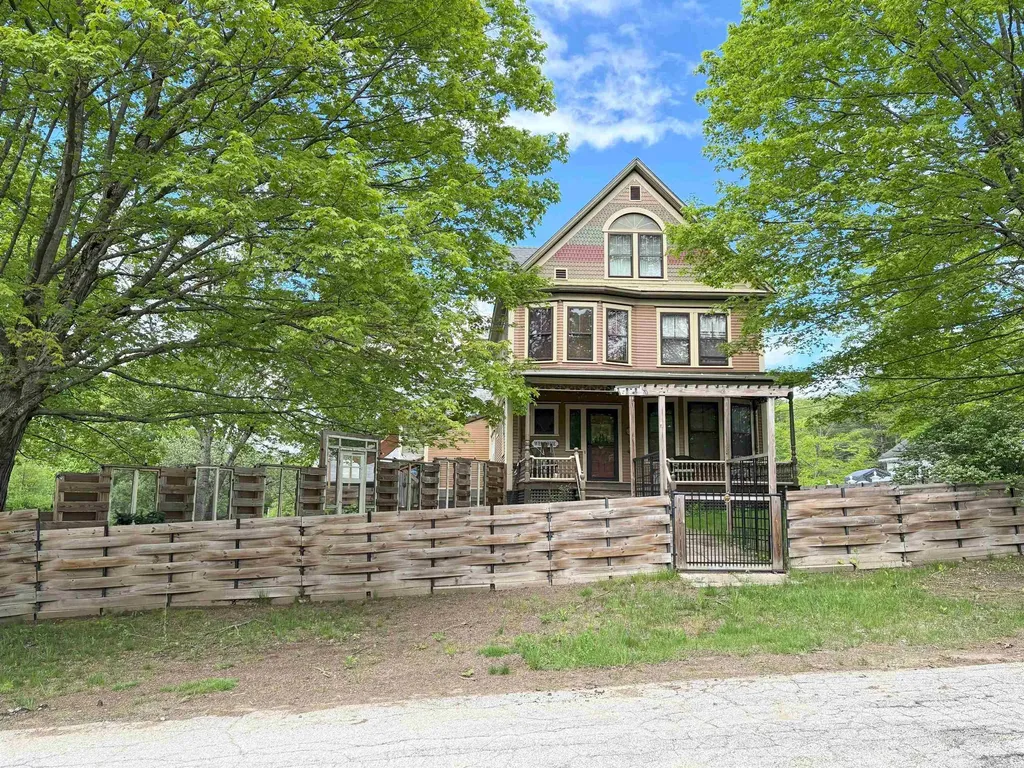 62 Elm Avenue Franklin NH 03235