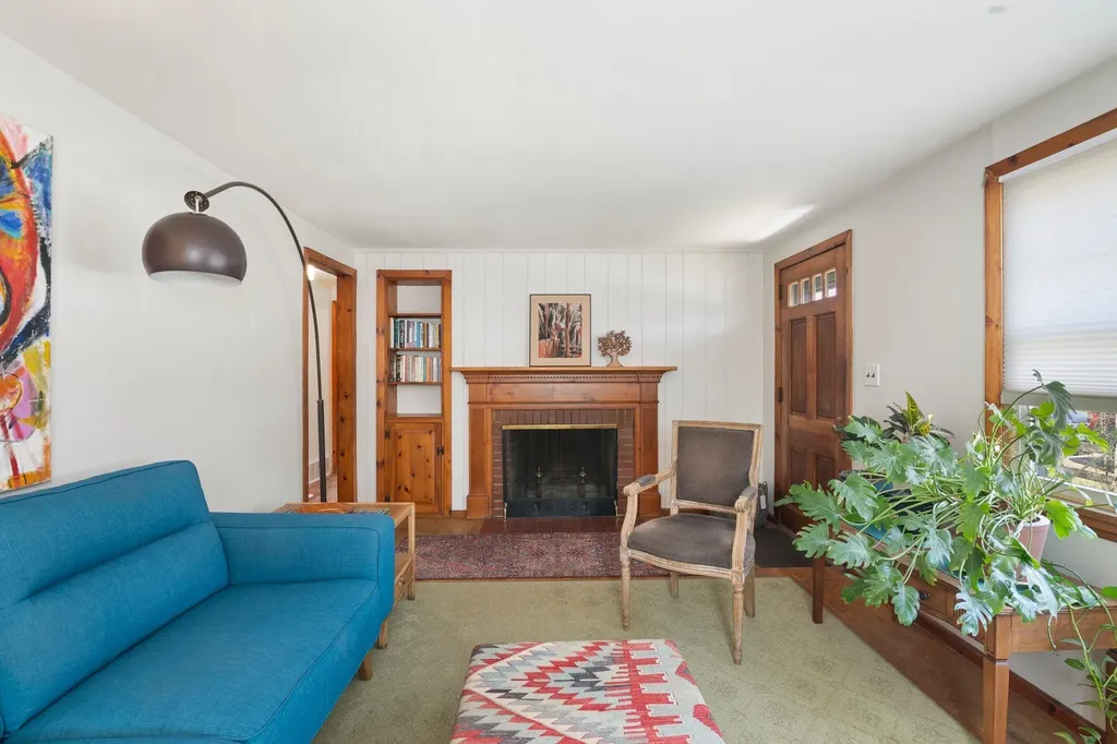 51 Parkside Avenue Brattleboro VT 05301