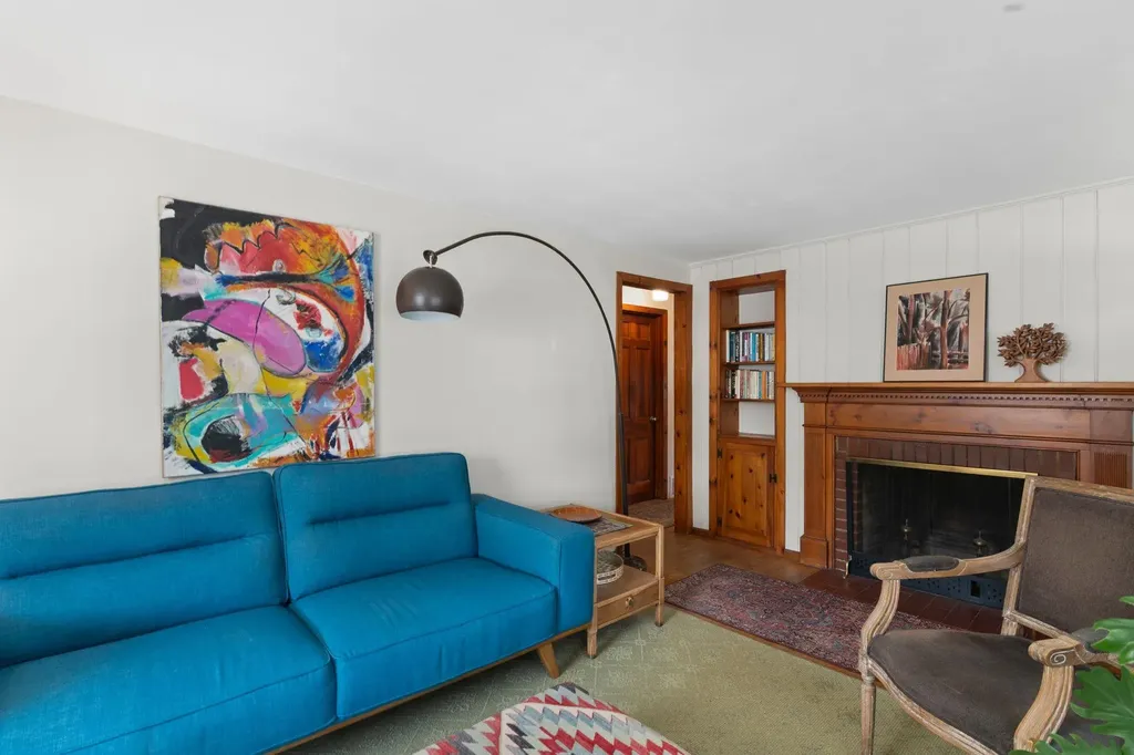 51 Parkside Avenue Brattleboro VT 05301