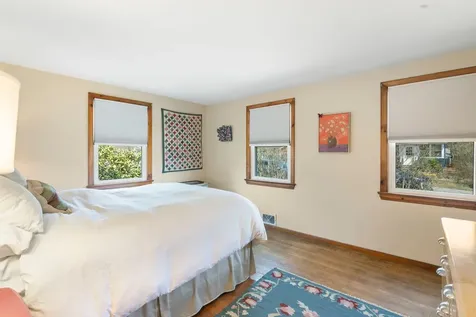 51 Parkside Avenue Brattleboro VT 05301