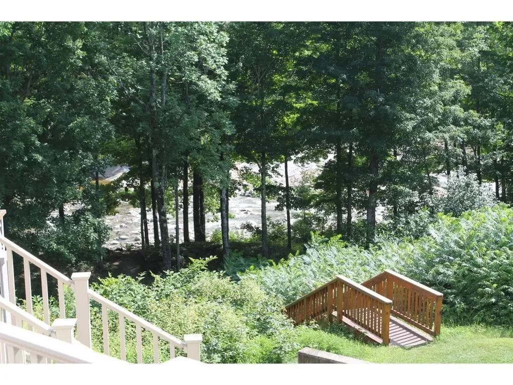 36 Lodge Road Lincoln NH 03251