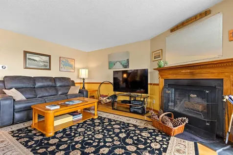 85 Tower Street Laconia NH 03246